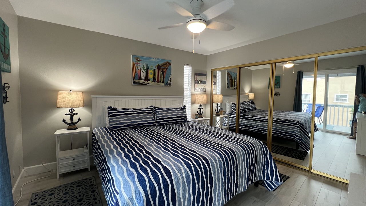 Photo of Bedroom in South Mission Beach