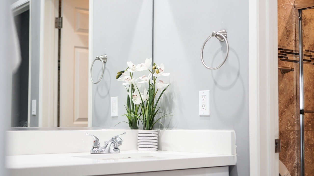 Photo of Bathroom in Studio City
