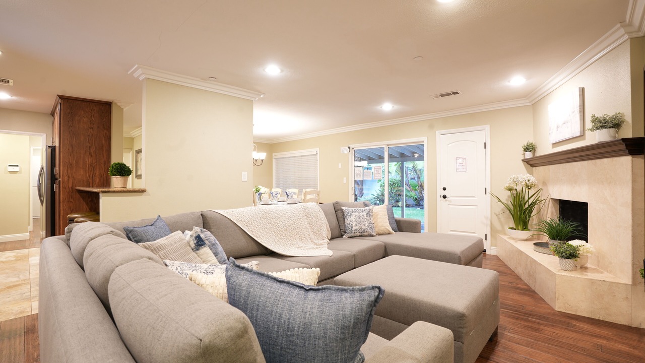 Photo of Livingroom in Southwest Anaheim