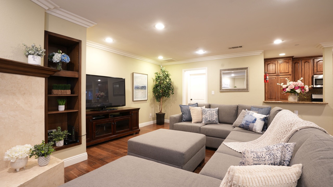 Photo of Livingroom in Southwest Anaheim