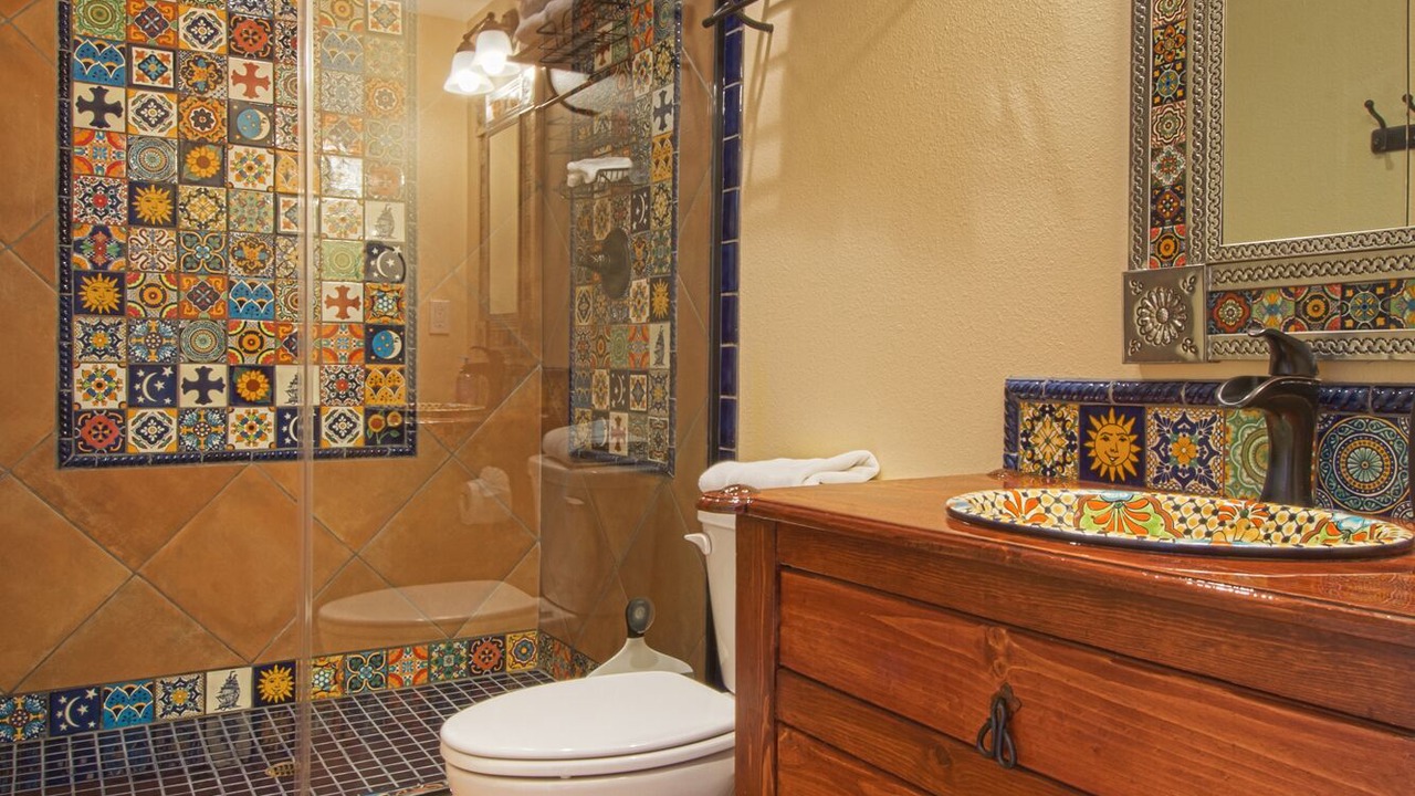 Photo of Bathroom in Northwest Anaheim