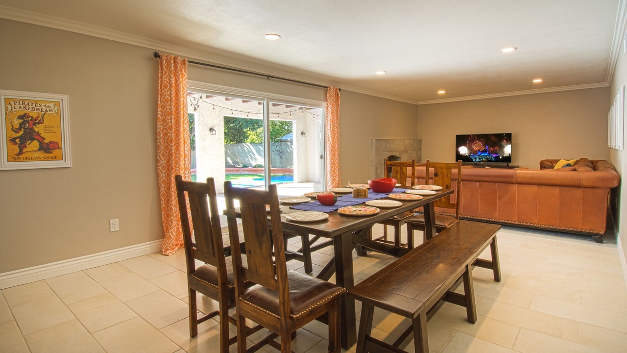 Photo of Livingroom in Northwest Anaheim