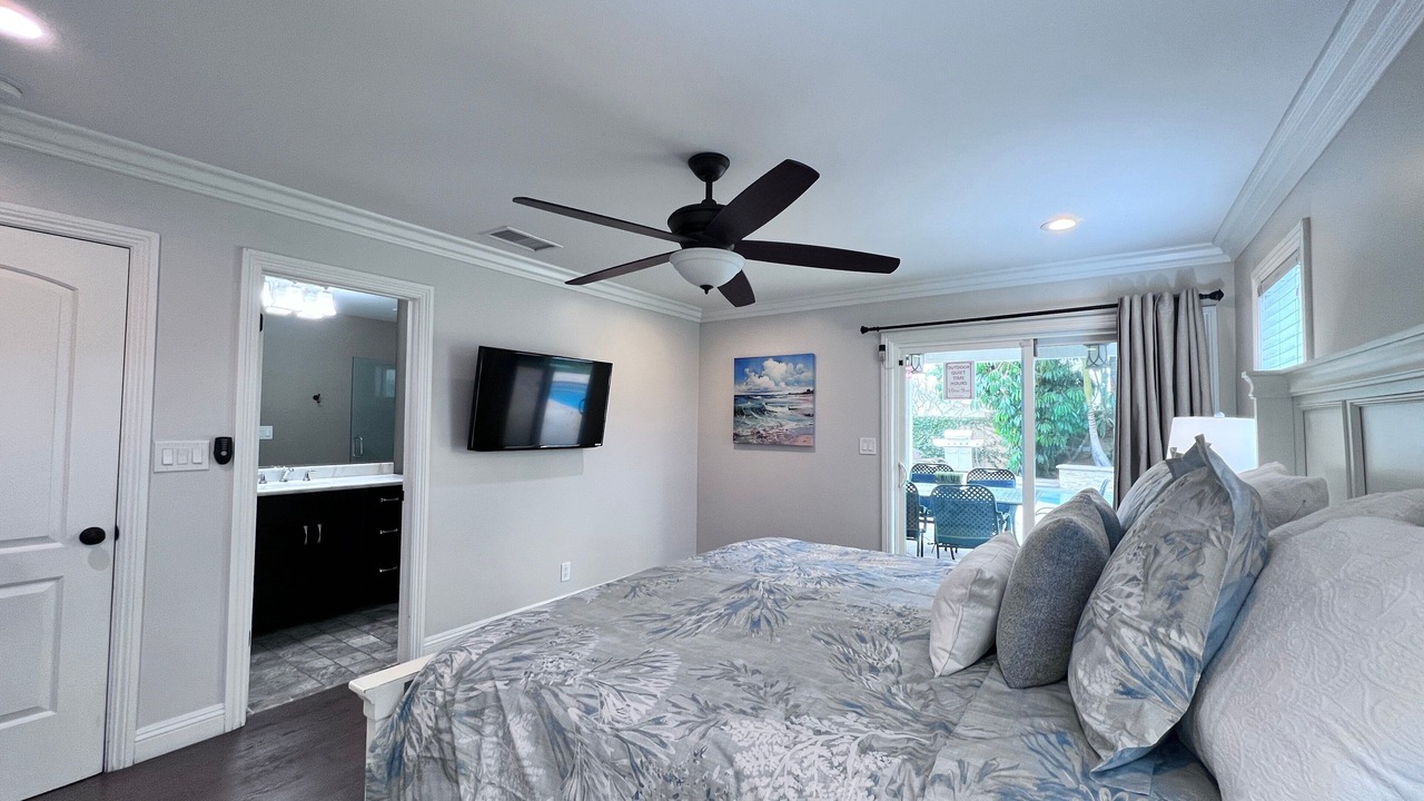 Photo of Bedroom in Orange