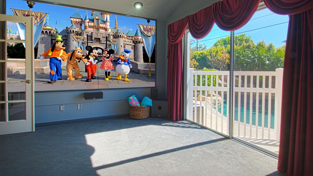 Photo of Bedroom in Southeast Anaheim