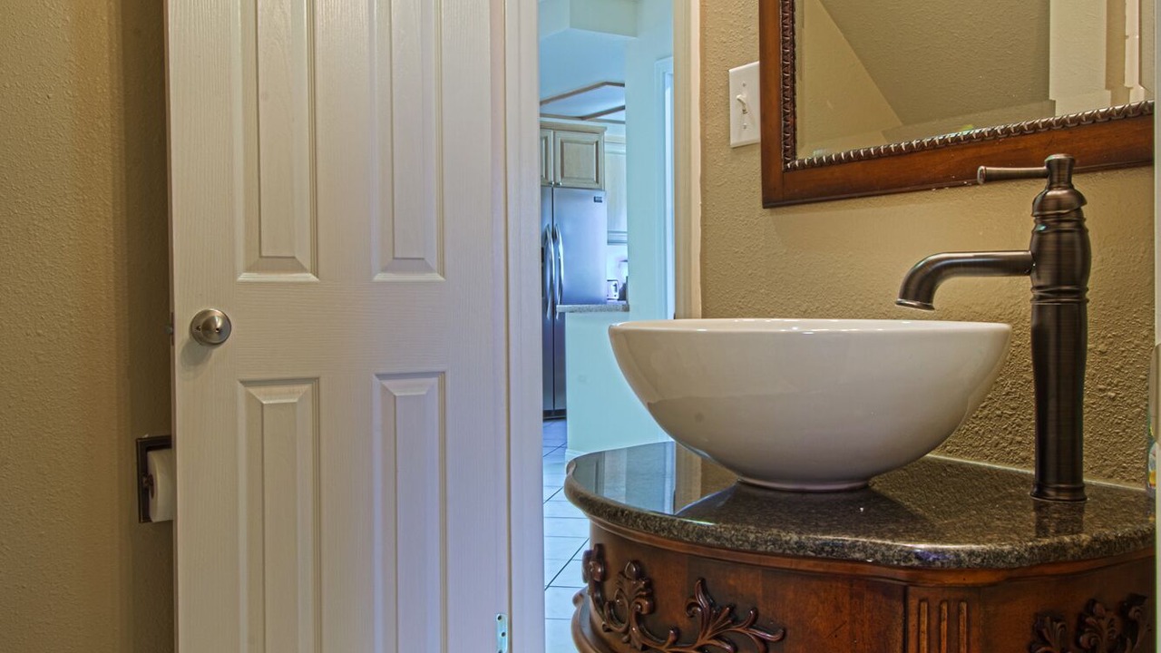 Photo of Bathroom in Southeast Anaheim