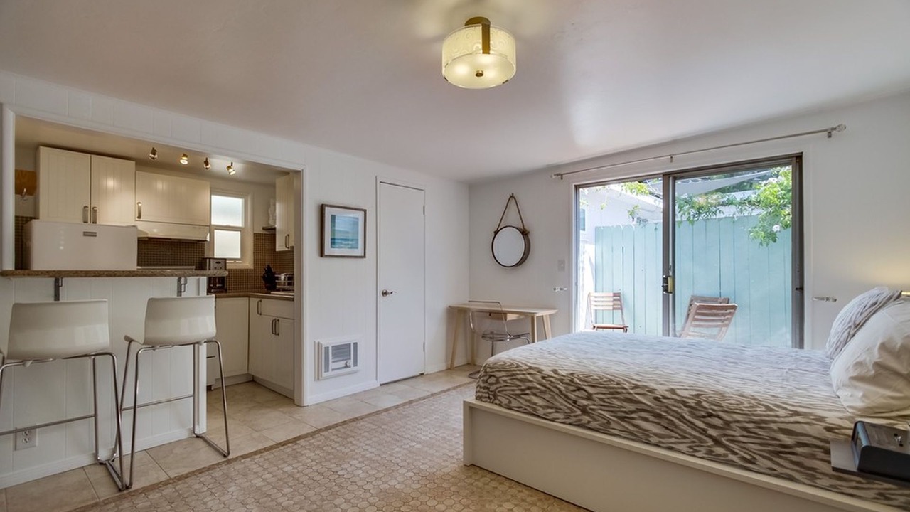 Photo of Bedroom in Beach Barber Tract