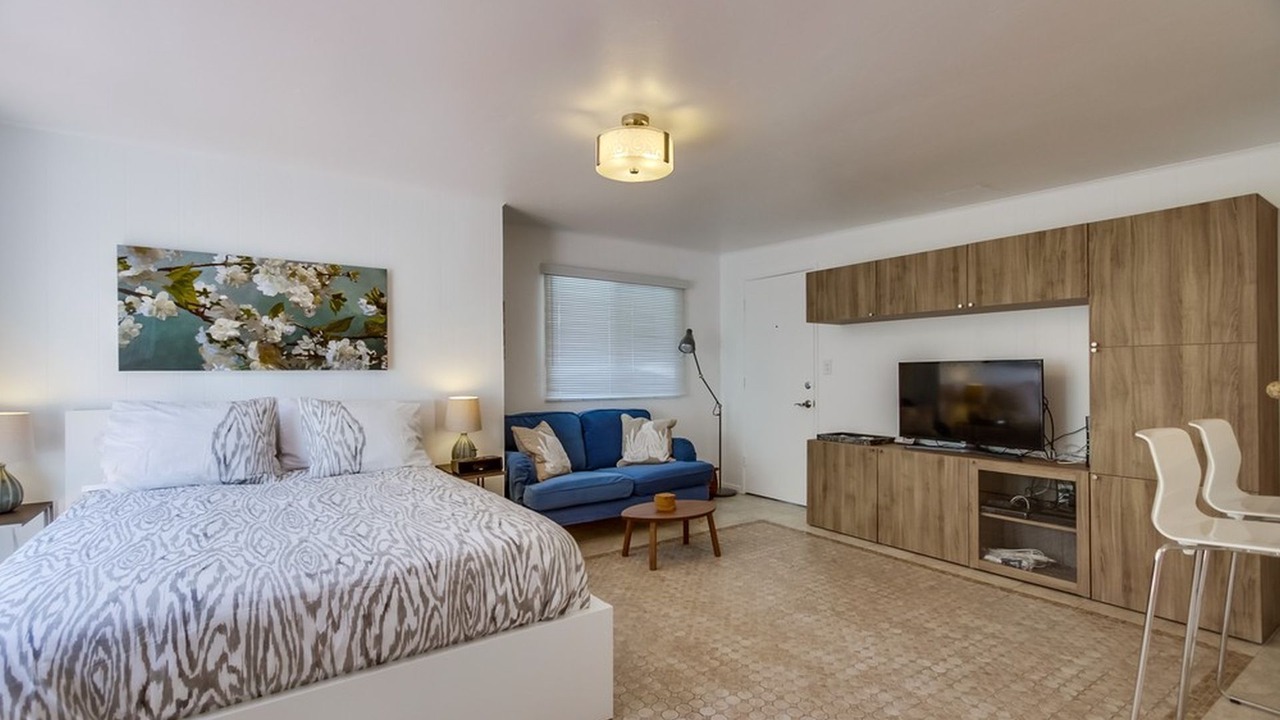 Photo of Bedroom in Beach Barber Tract