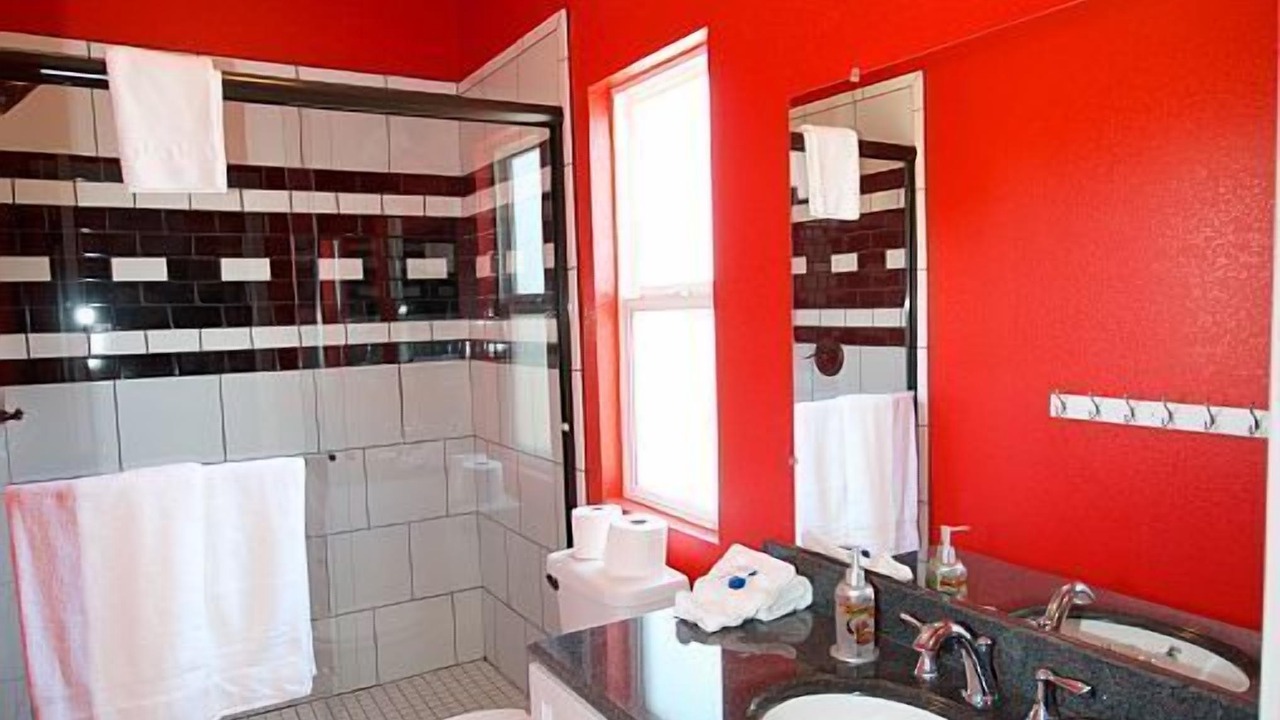 Photo of Bathroom in Anaheim Colony Historic District