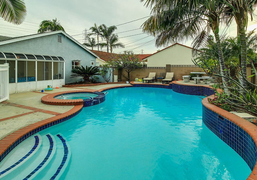 Photo of Outdoor in Hermosa Village