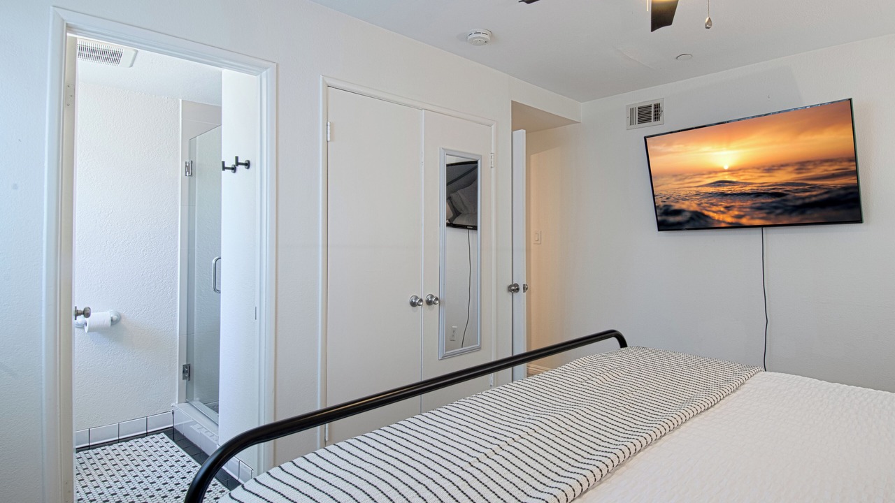 Photo of Bedroom in Hermosa Village