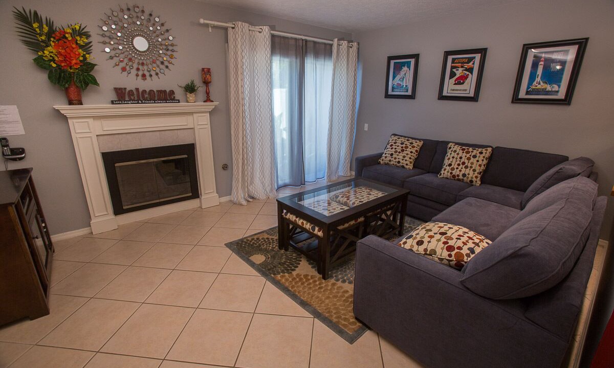 Photo of Livingroom in Hermosa Village