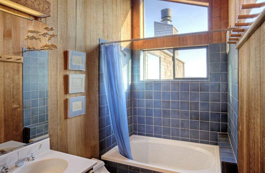 Photo of Bathroom in Sea Ranch