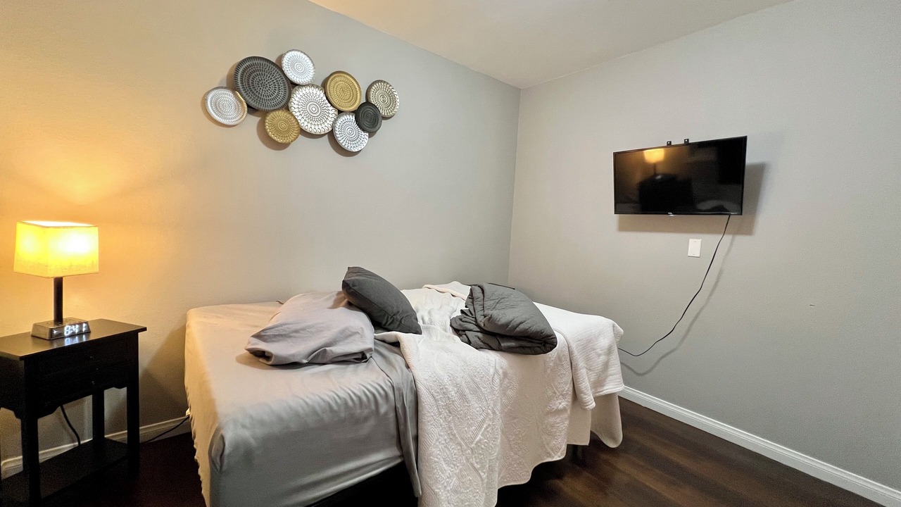 Photo of Bedroom in La Mirada