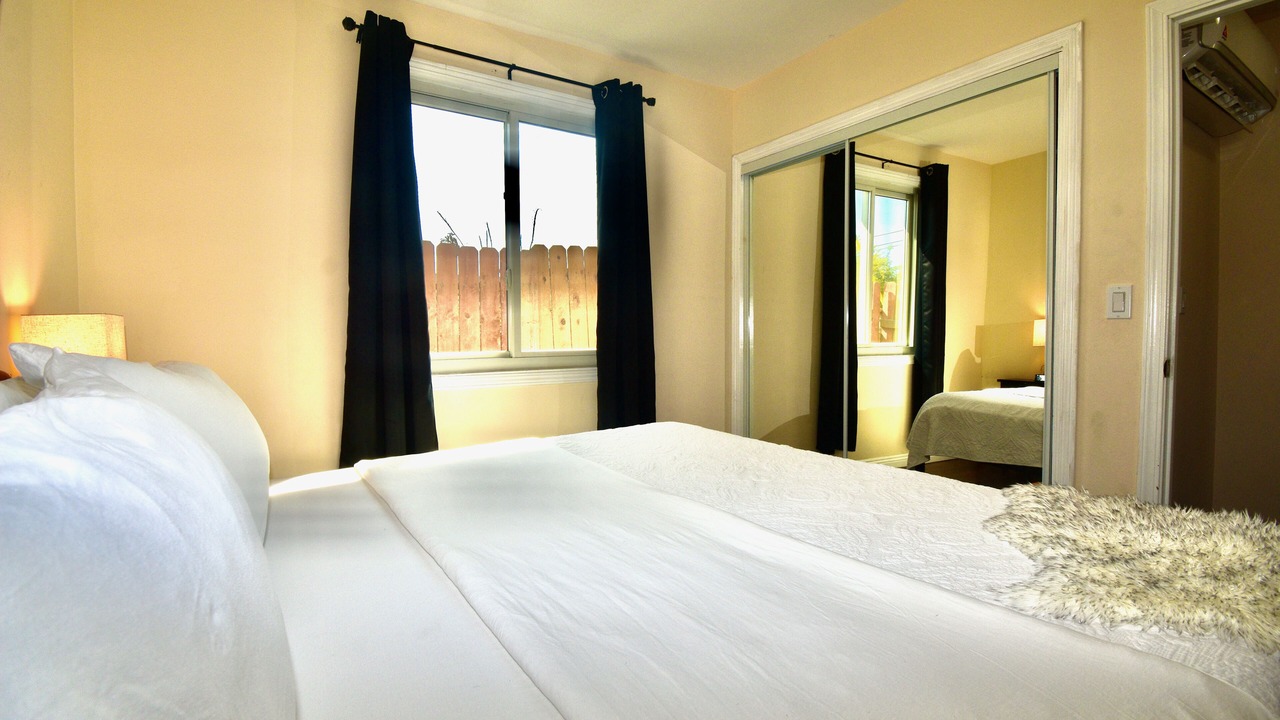Photo of Bedroom in La Mirada