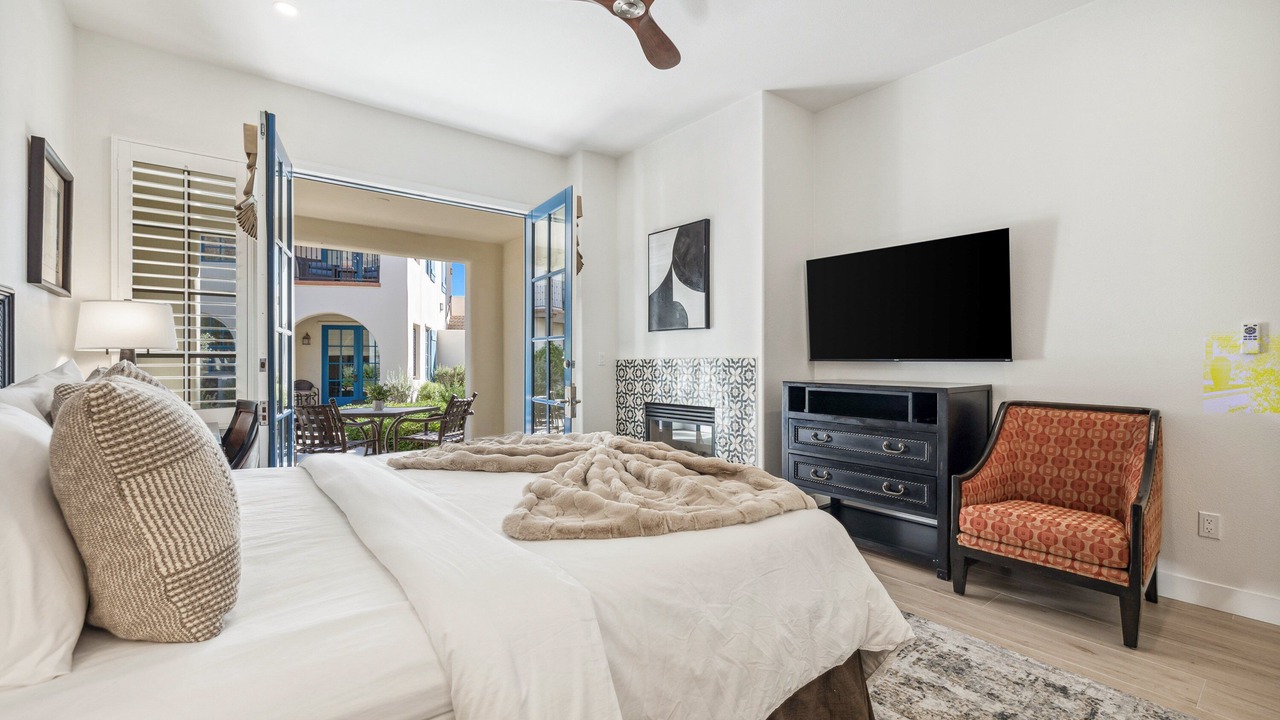 Photo of Bedroom in La Quinta