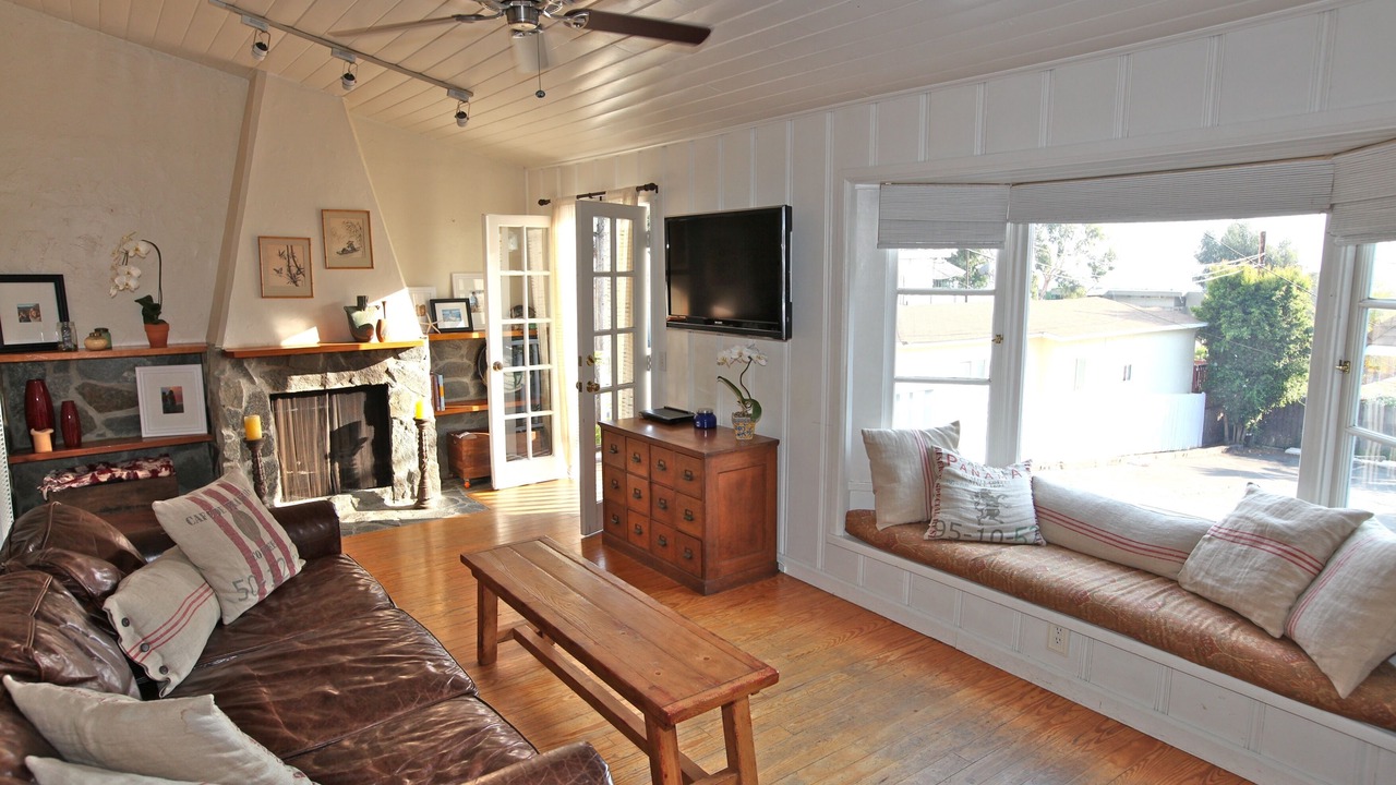 Photo of Livingroom in South Laguna
