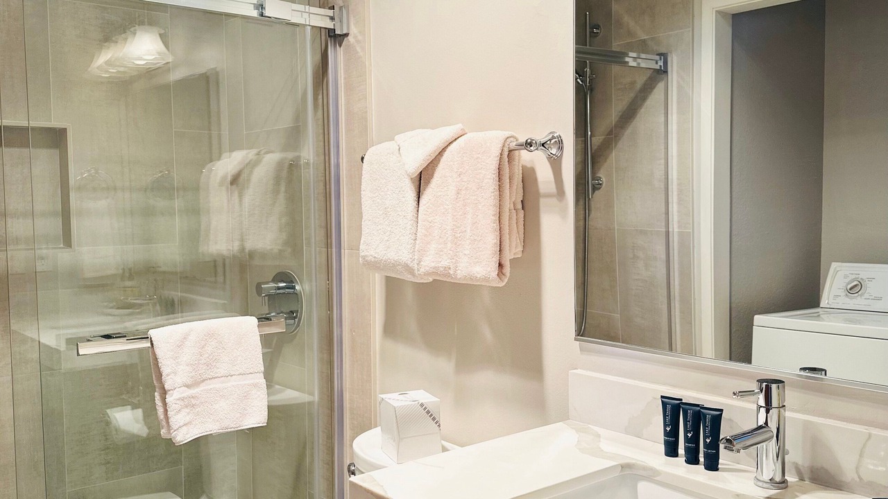 Photo of Bathroom in Tahoe Keys