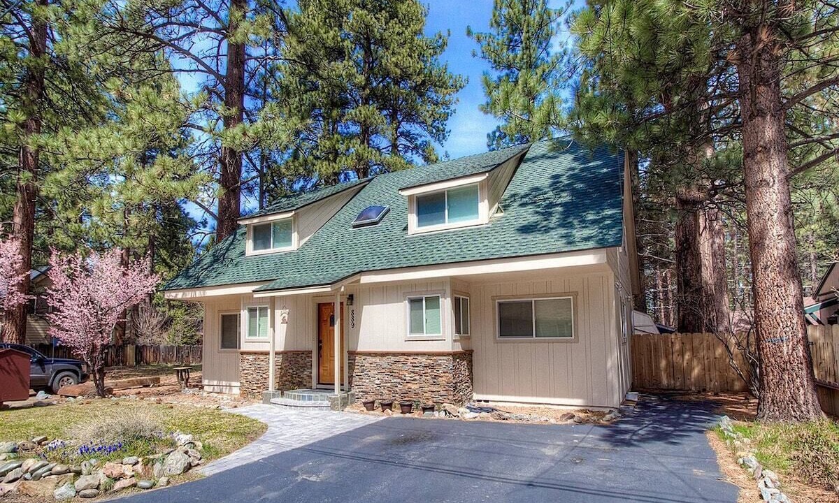 Photo of Outdoor in Tahoe Island