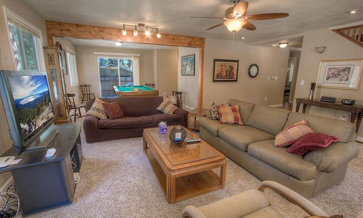 Photo of Bedroom in Tahoe Island