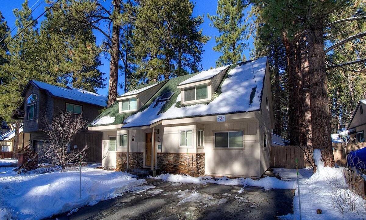 Photo of Outdoor in Tahoe Island