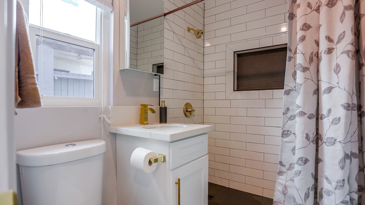 Photo of Bathroom in Mission Beach