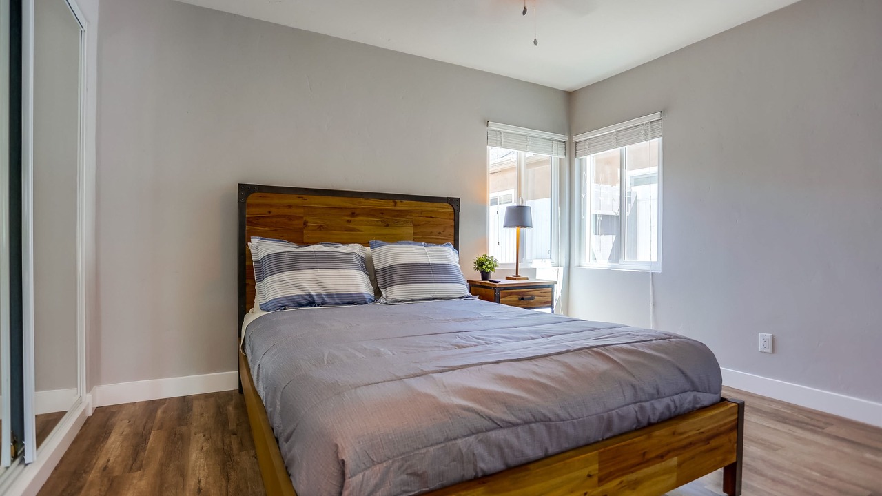 Photo of Bedroom in Mission Beach