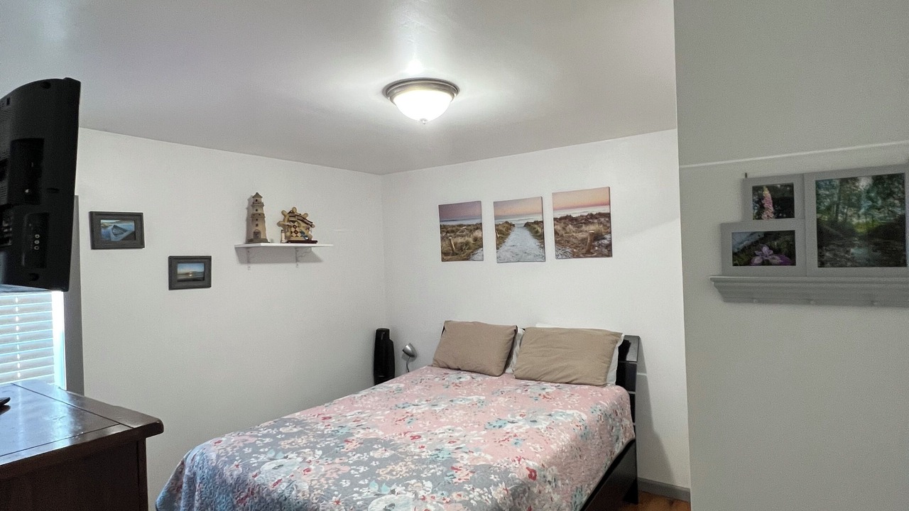 Photo of Bedroom in Crescent City North