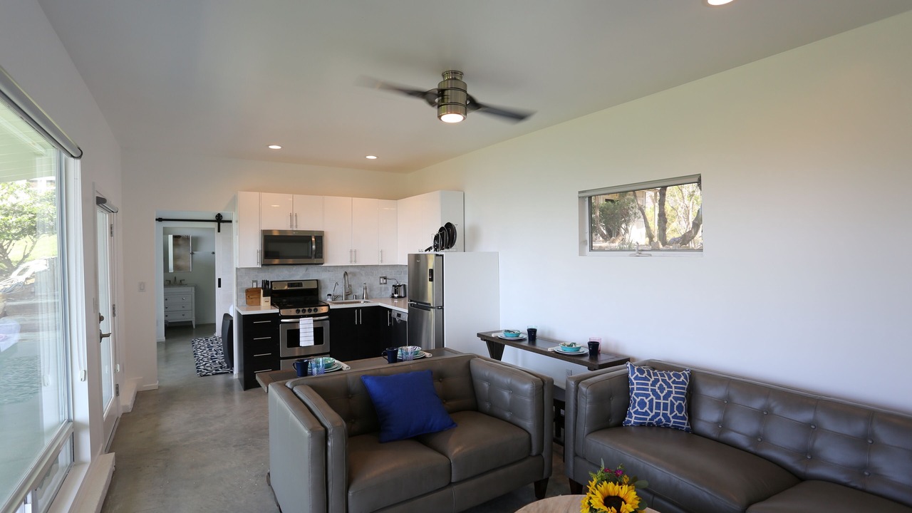 Photo of Livingroom in Western Malibu