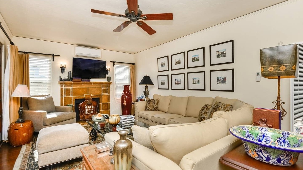 Photo of Livingroom in Park West