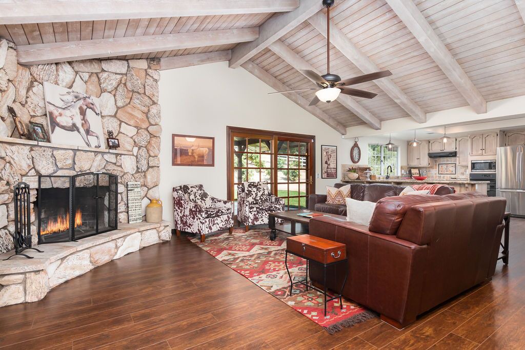 Photo of Livingroom in Temecula