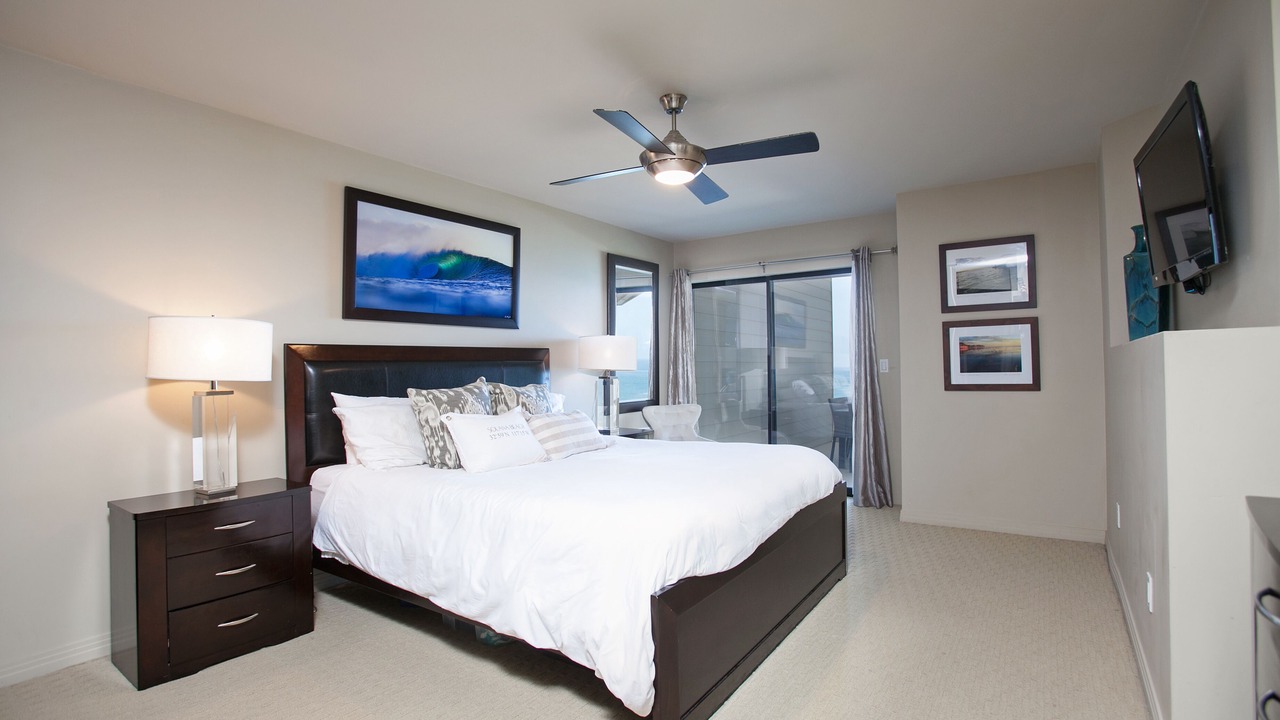 Photo of Bedroom in Solana Beach