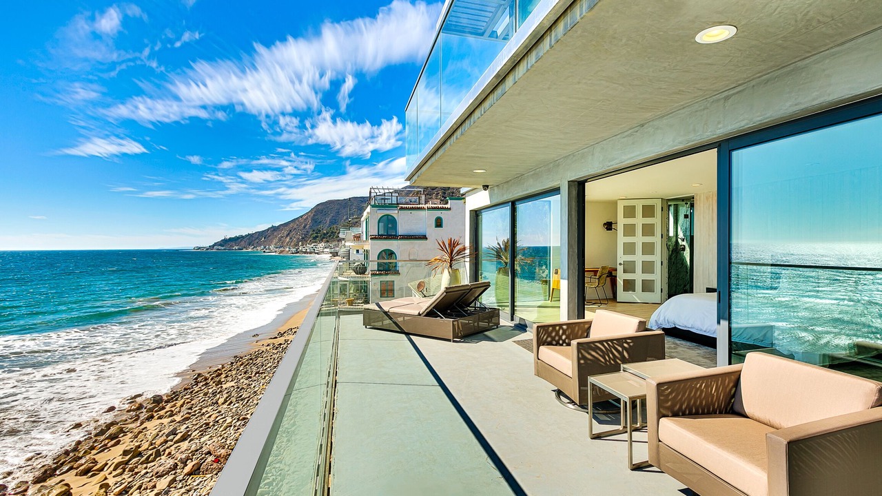 Photo of Others in Eastern Malibu