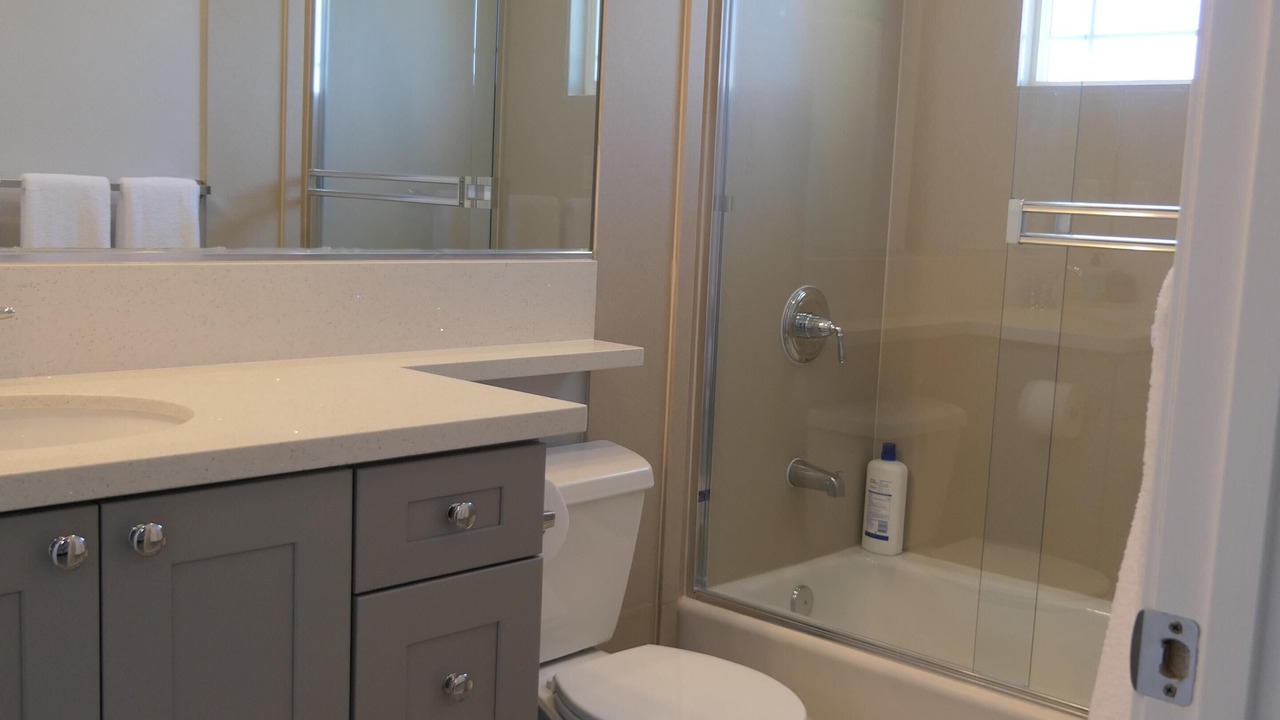 Photo of Bathroom in Midway City