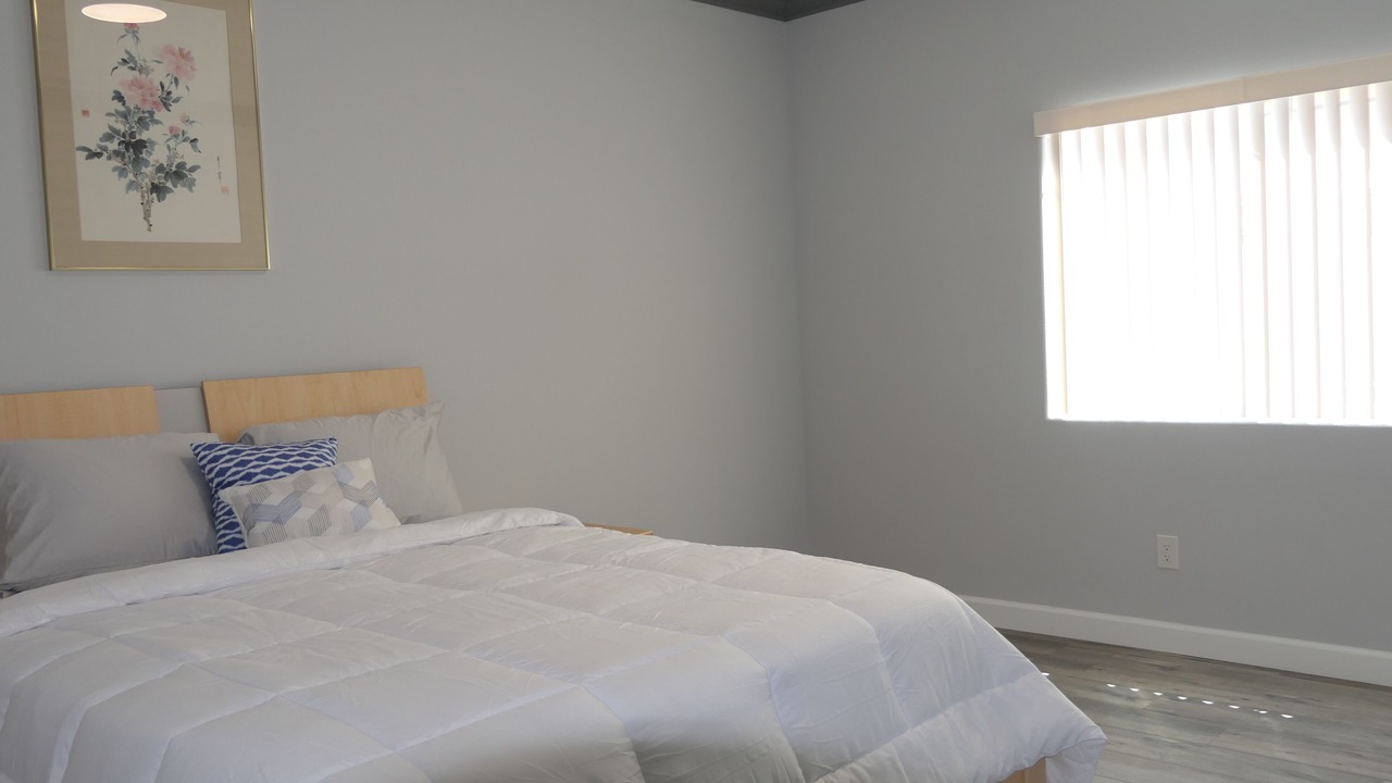 Photo of Bedroom in Midway City