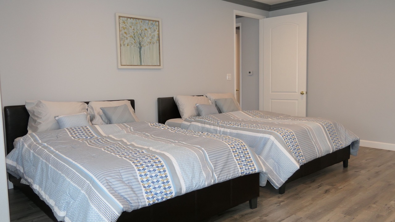 Photo of Bedroom in Midway City