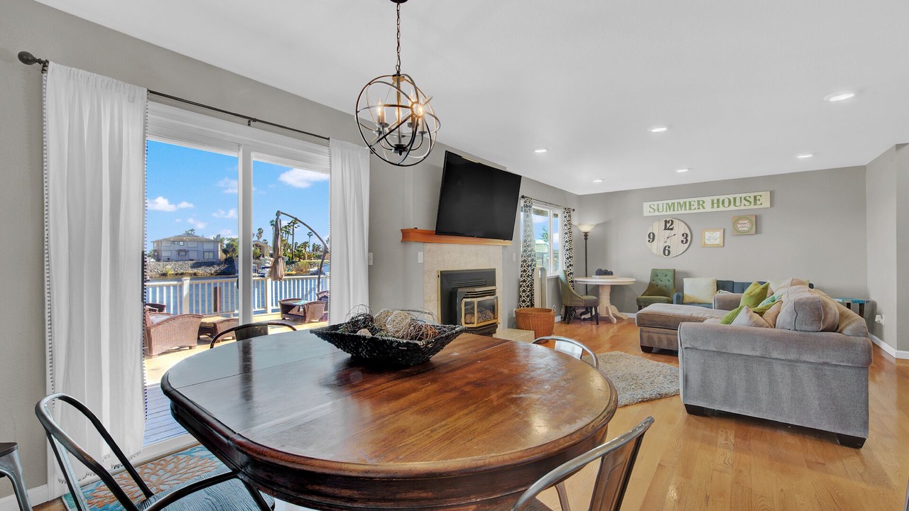 Photo of Livingroom in Discovery Bay