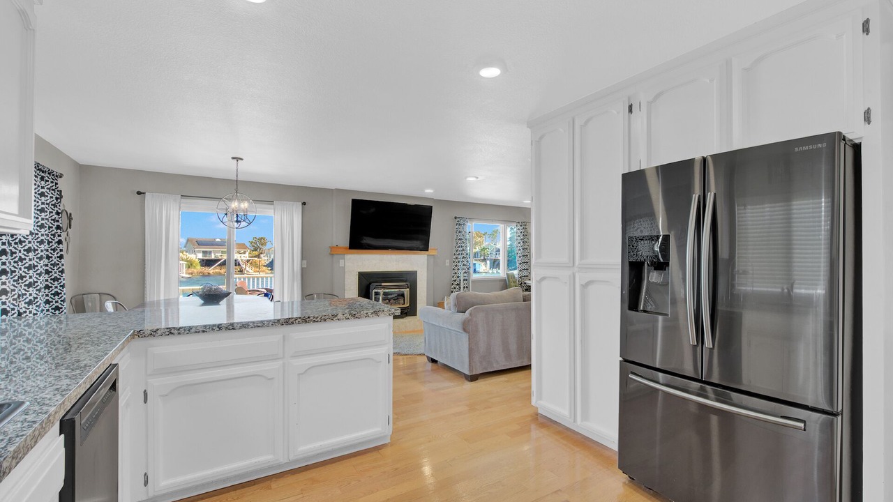 Photo of Kitchen in Discovery Bay