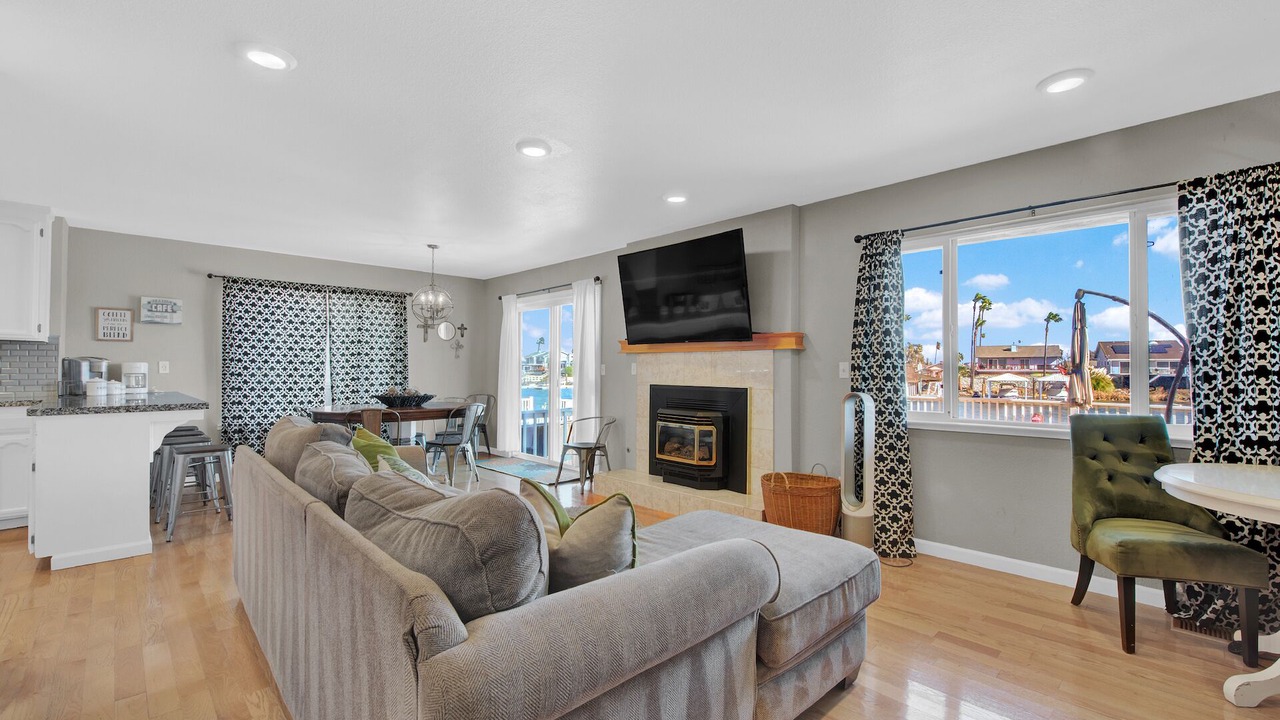Photo of Livingroom in Discovery Bay