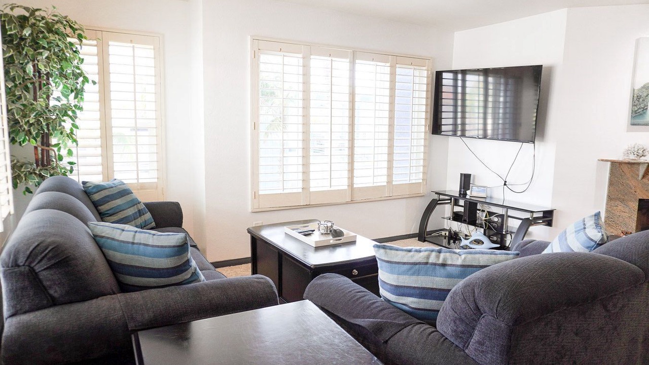 Photo of Livingroom in South Mission Beach