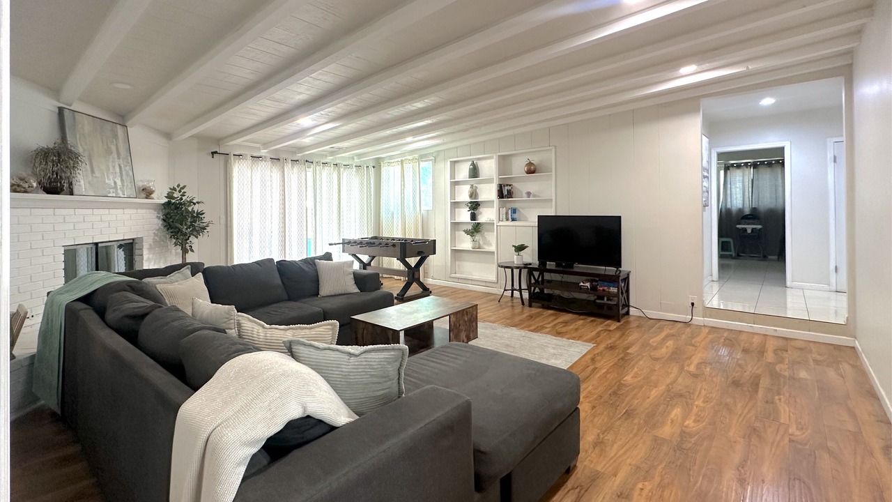 Photo of Livingroom in Southwest Anaheim