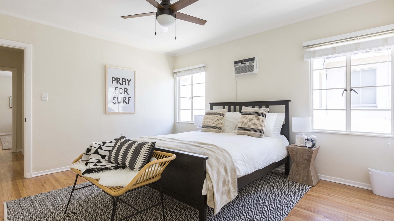 Photo of Bedroom in Los Feliz