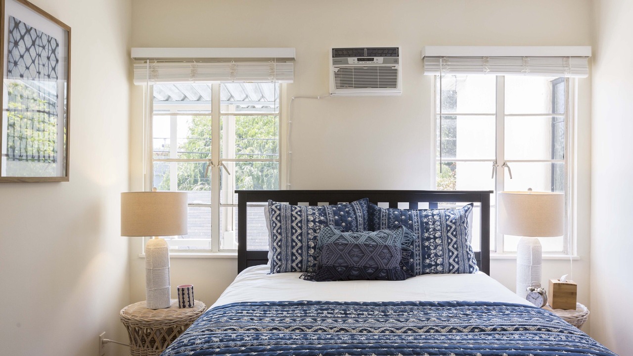 Photo of Bedroom in Los Feliz