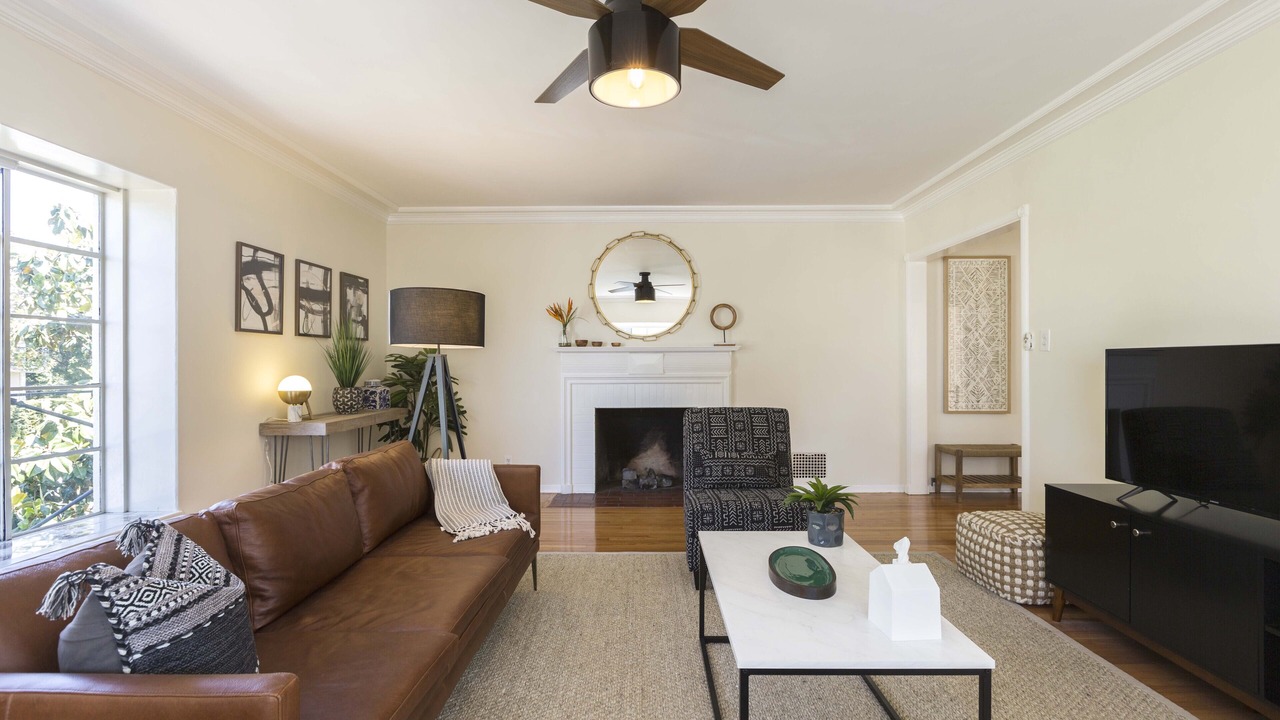 Photo of Livingroom in Los Feliz