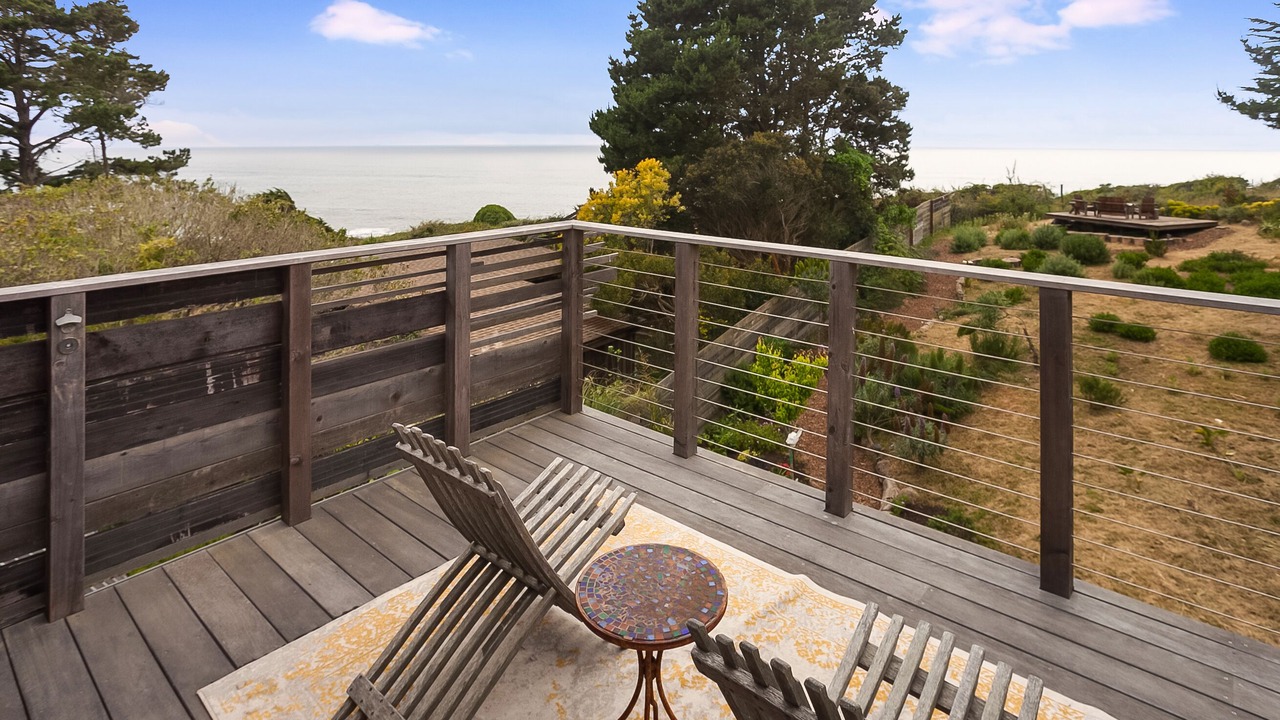 Photo of Patio Balcony in Bolinas
