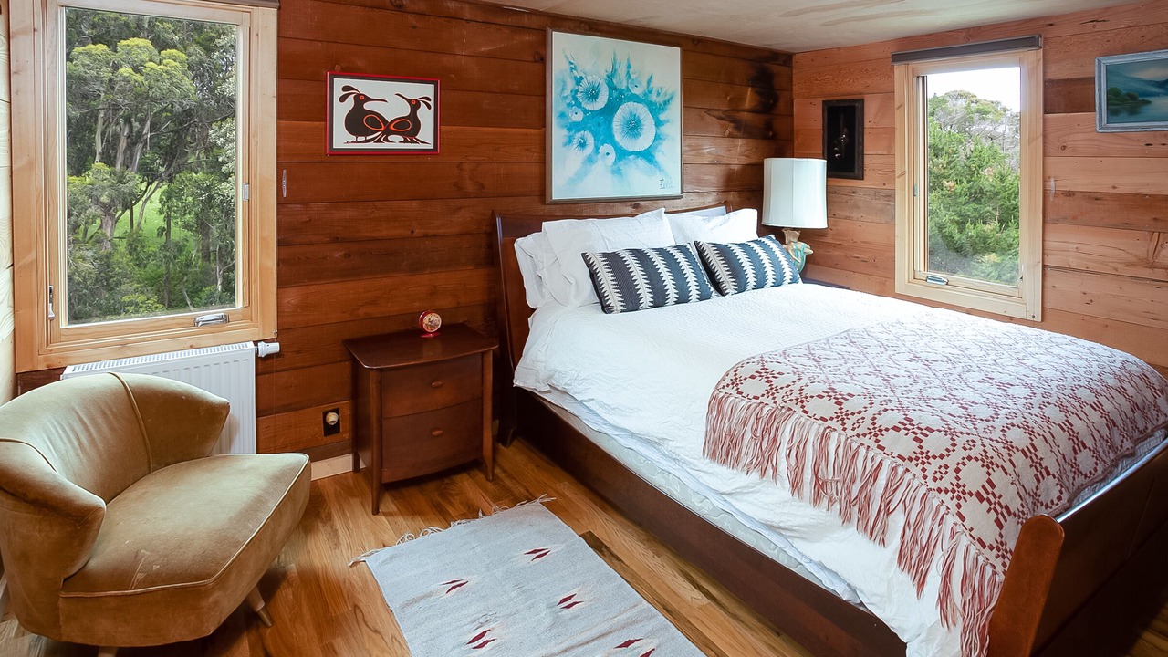 Photo of Bedroom in Bolinas