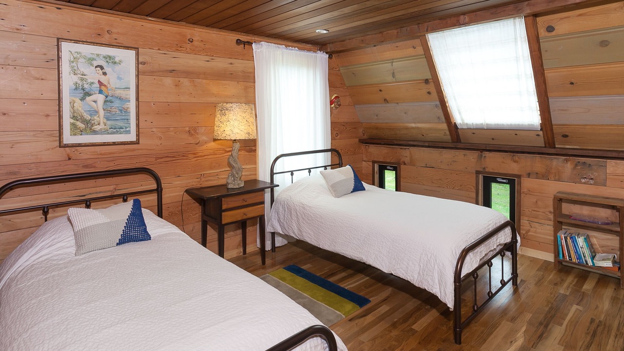 Photo of Bedroom in Bolinas