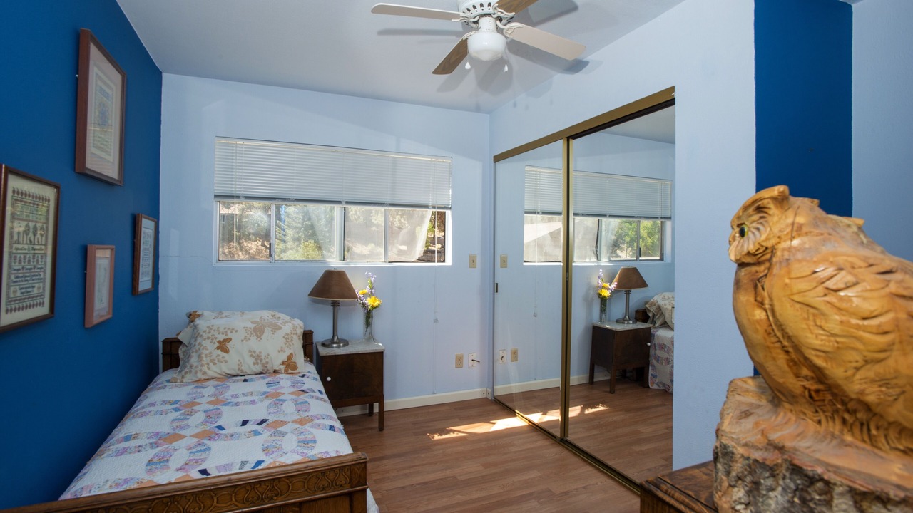 Photo of Bedroom in Frazier Park
