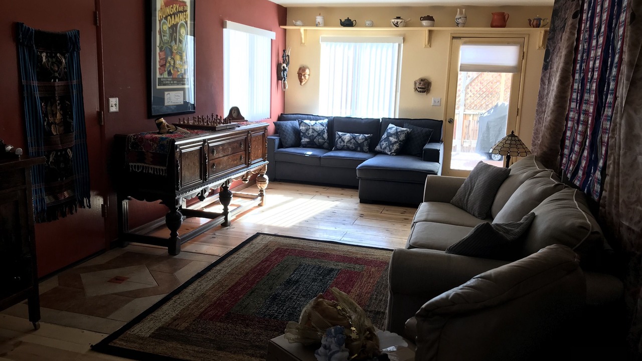 Photo of Livingroom in Frazier Park