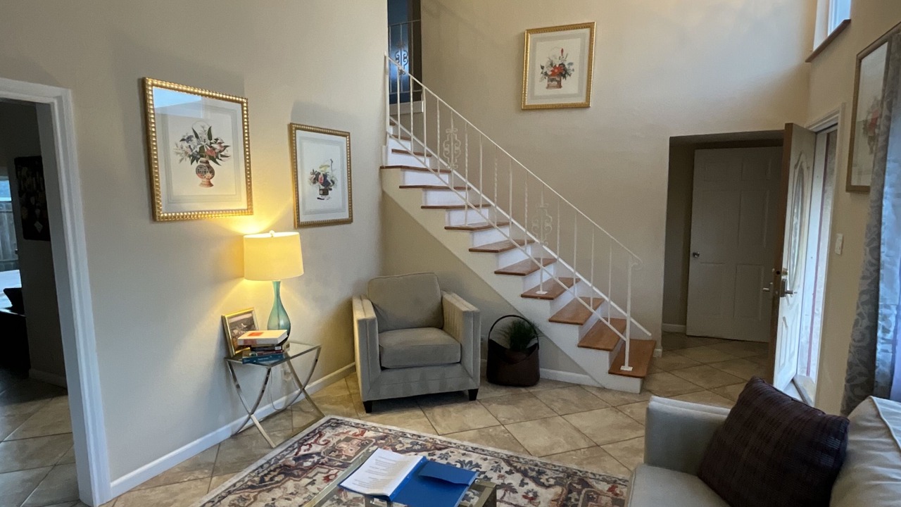 Photo of Livingroom in Concord