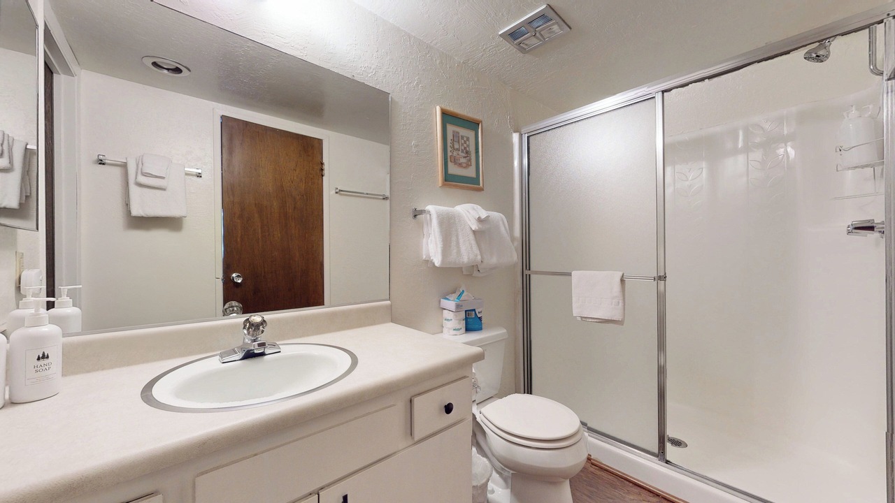 Photo of Bathroom in Majestic Pines